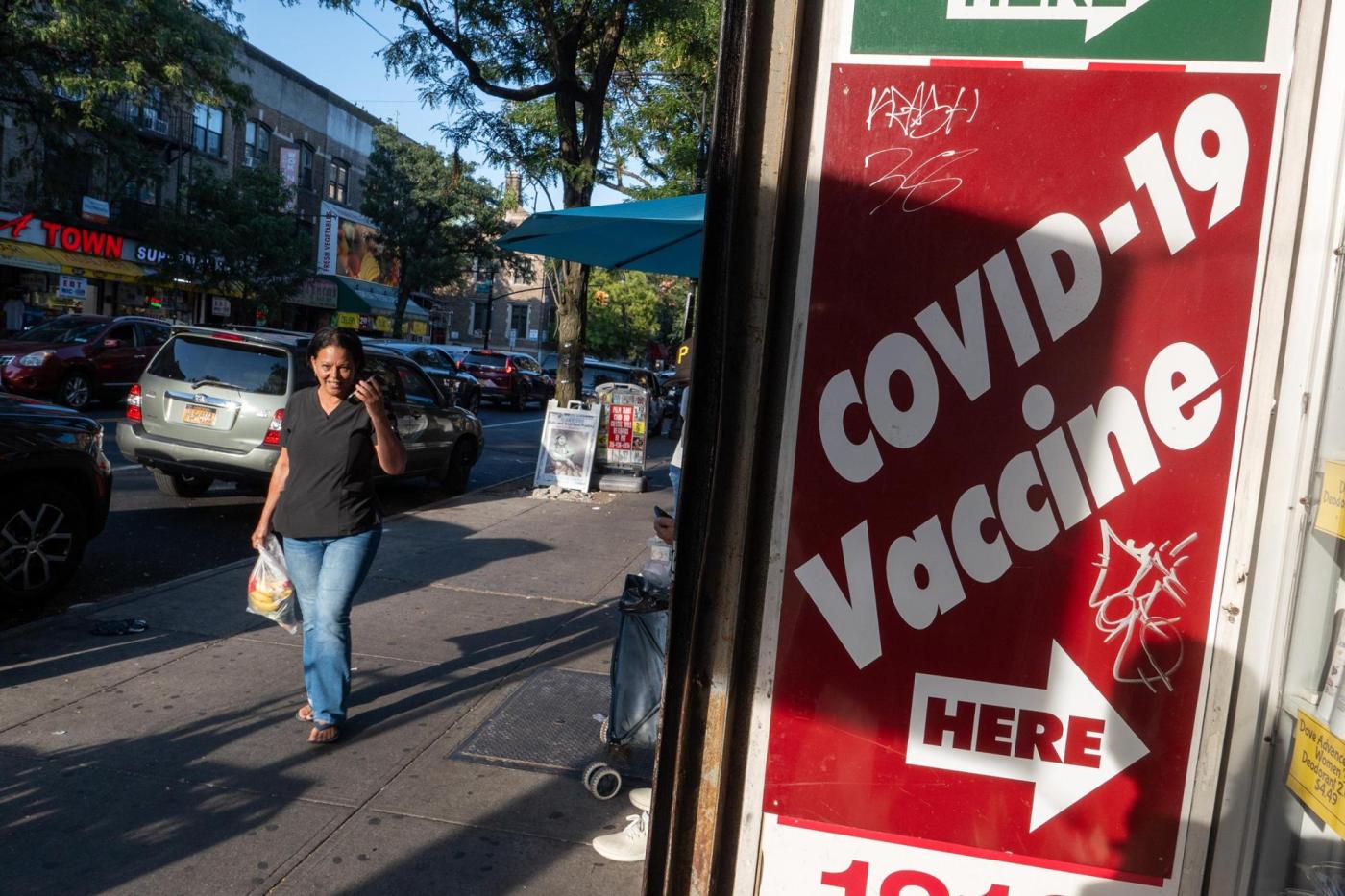 Conflicting advice on COVID shots likely to ding already low vaccine rates, experts warn