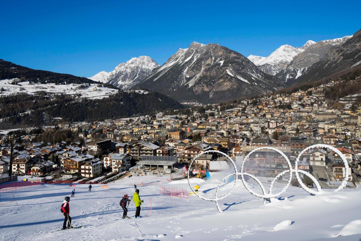 UN urges all nations to observe a truce during the Winter Olympics in Italy