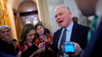 Senate approves bill to end record government shutdown