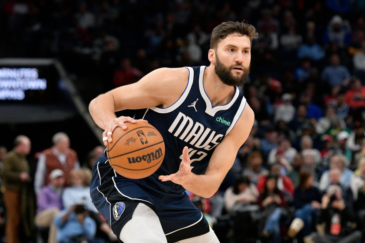 Lakers’ Maxi Kleber available to make season debut against Hawks