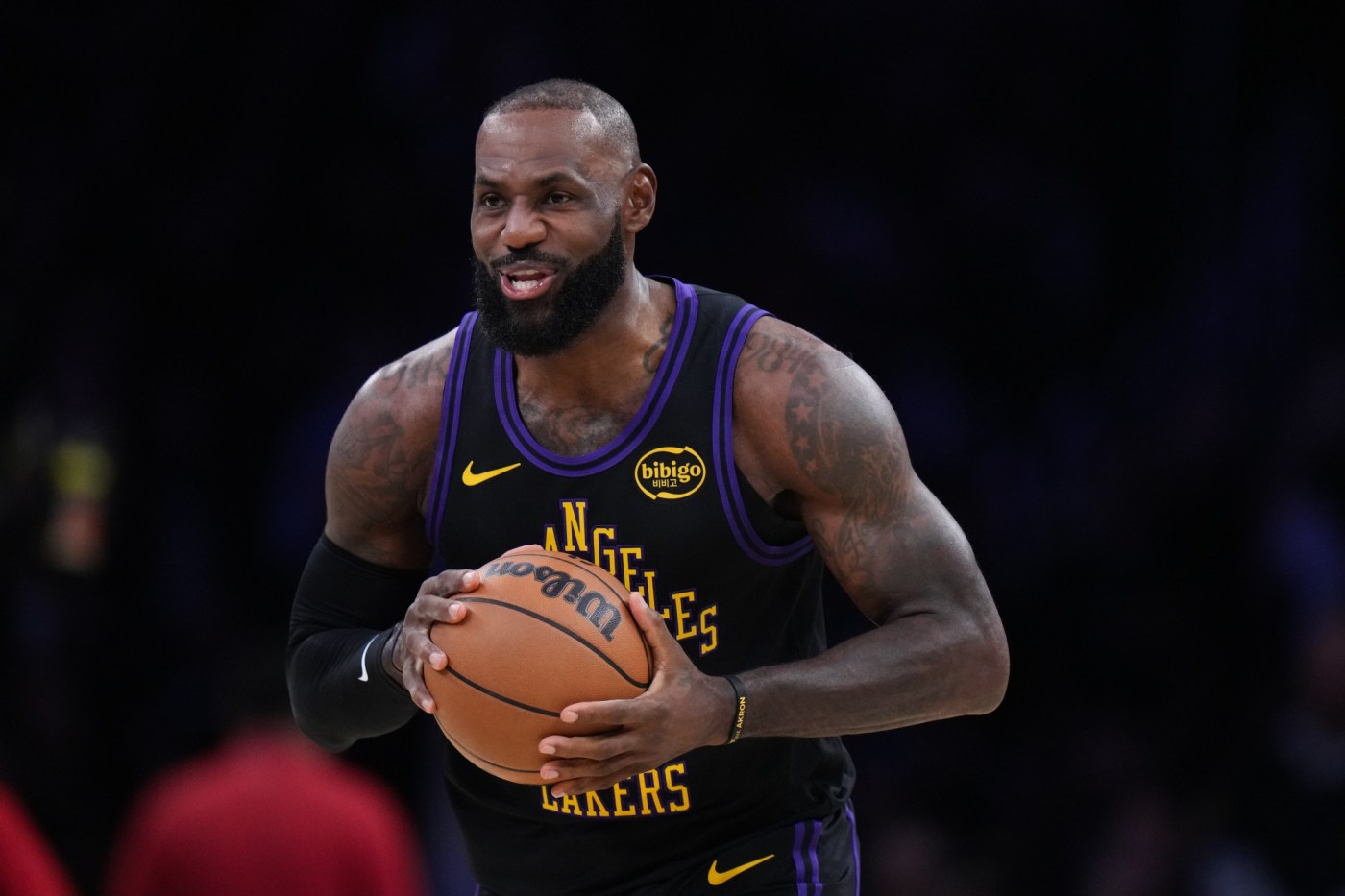 Lakers’ LeBron James, Marcus Smart sitting out tonight vs. Pelicans