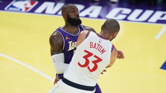 Lakers using traditional court for NBA Cup matchup vs. Mavericks