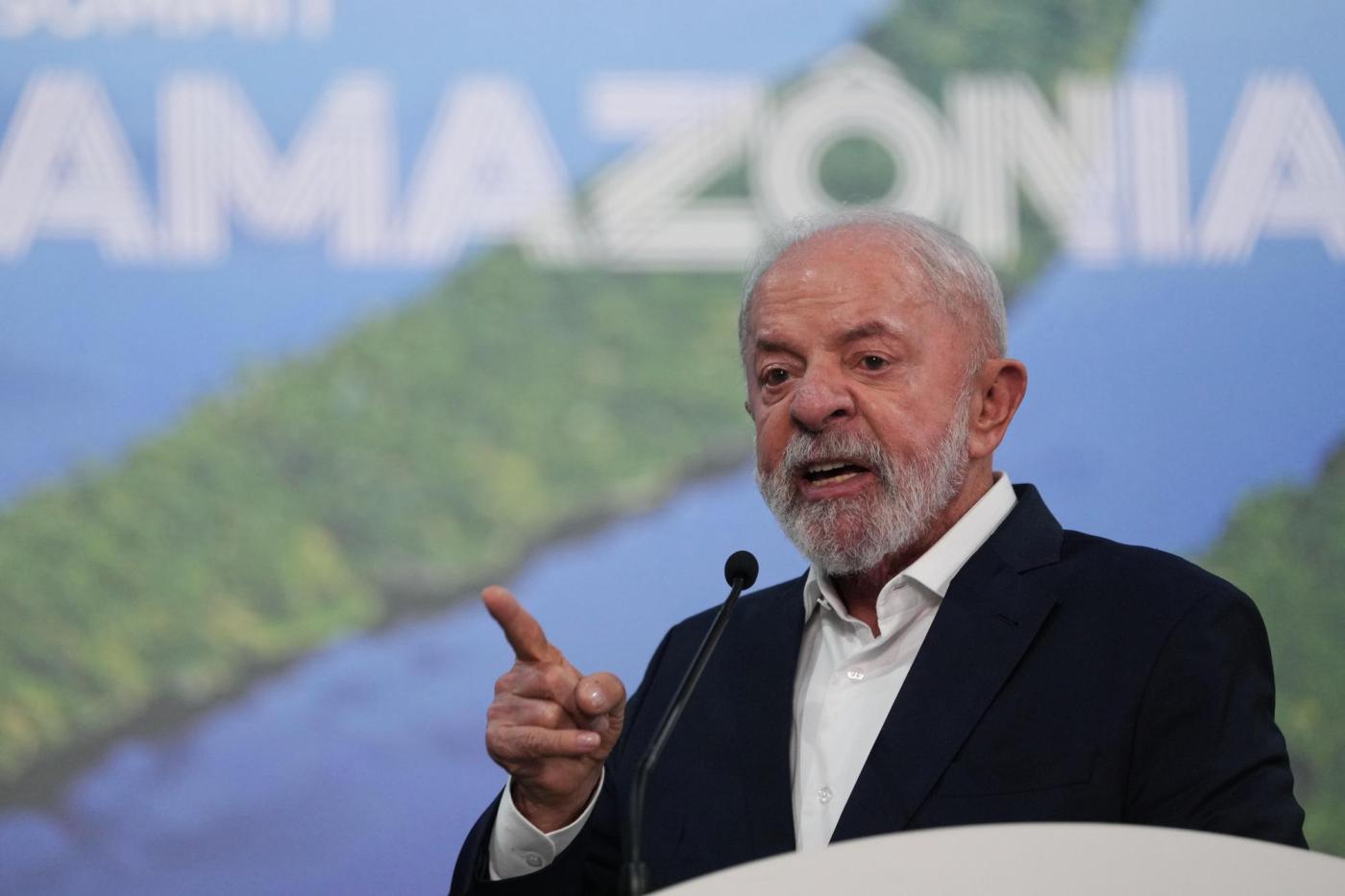 Trump expands tariff relief on coffee, fruit and beef from Brazil