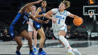 No. 3 UCLA women rout Duke without Lauren Betts