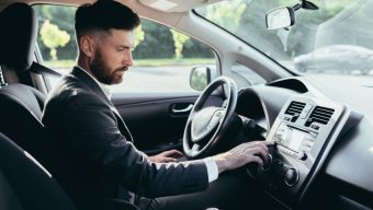 Why GM’s announcement to move away from CarPlay is bad for radio
