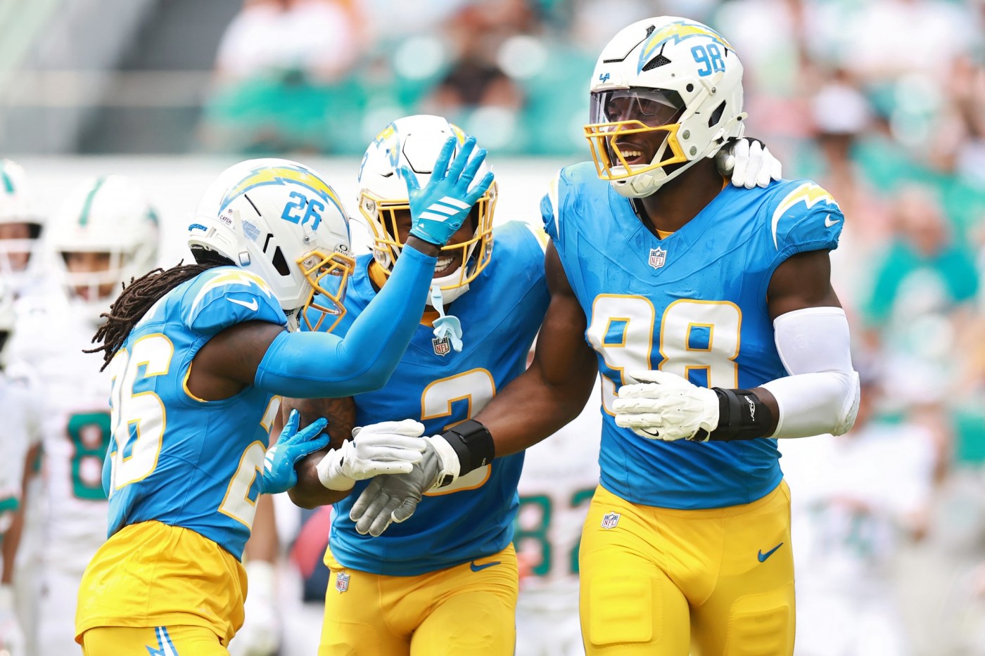Chargers’ trade for Odafe Oweh already paying off