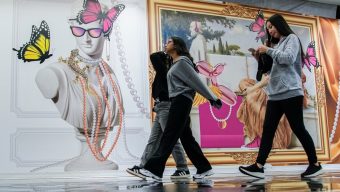 Teen brands win over wary Black Friday shoppers while other deals disappoint