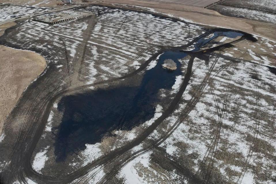 Preliminary findings show a fatigue crack caused a Keystone Pipeline oil spill in North Dakota