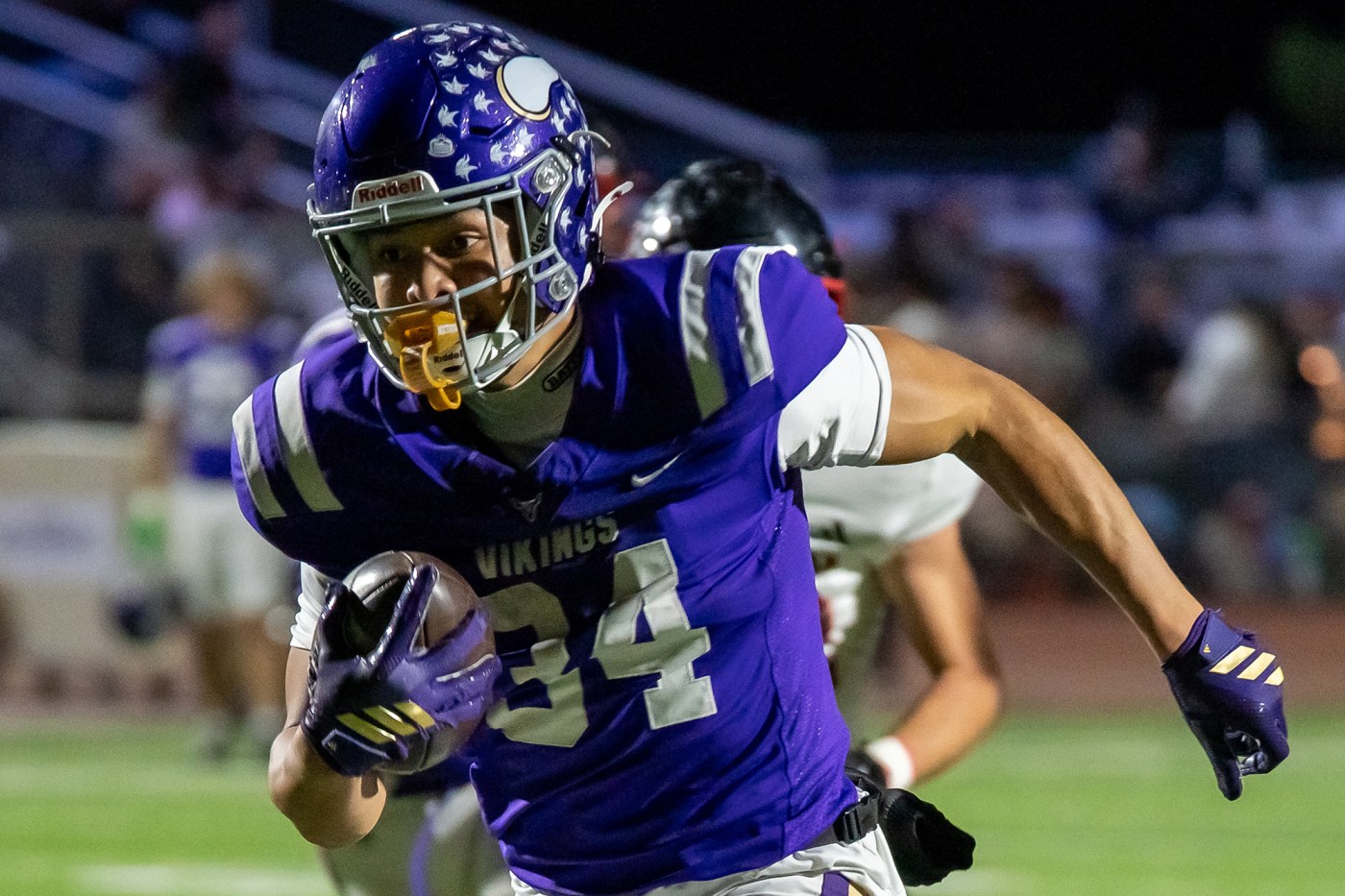 LA Daily News football wrap-up: All the stories, photos and scores from 1st round games