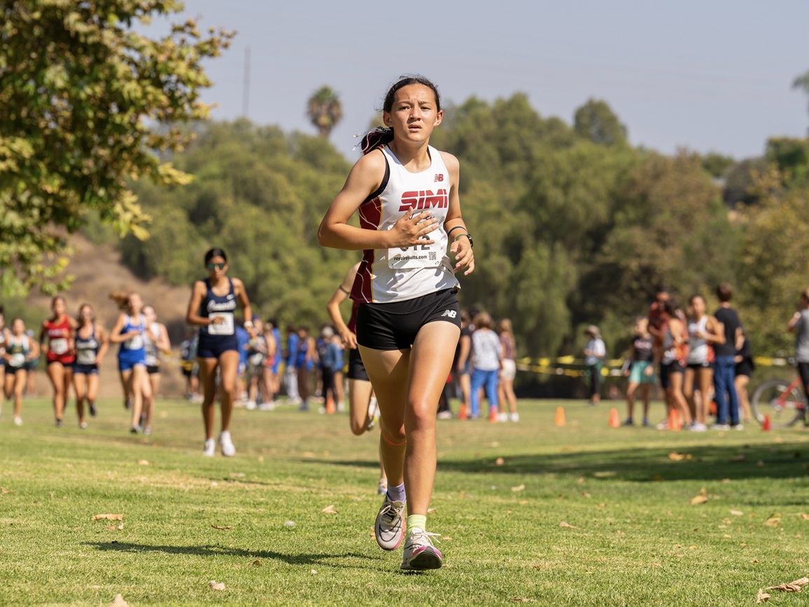 How Simi Valley’s Acacia Rojas has become one of the most improved runners in the country