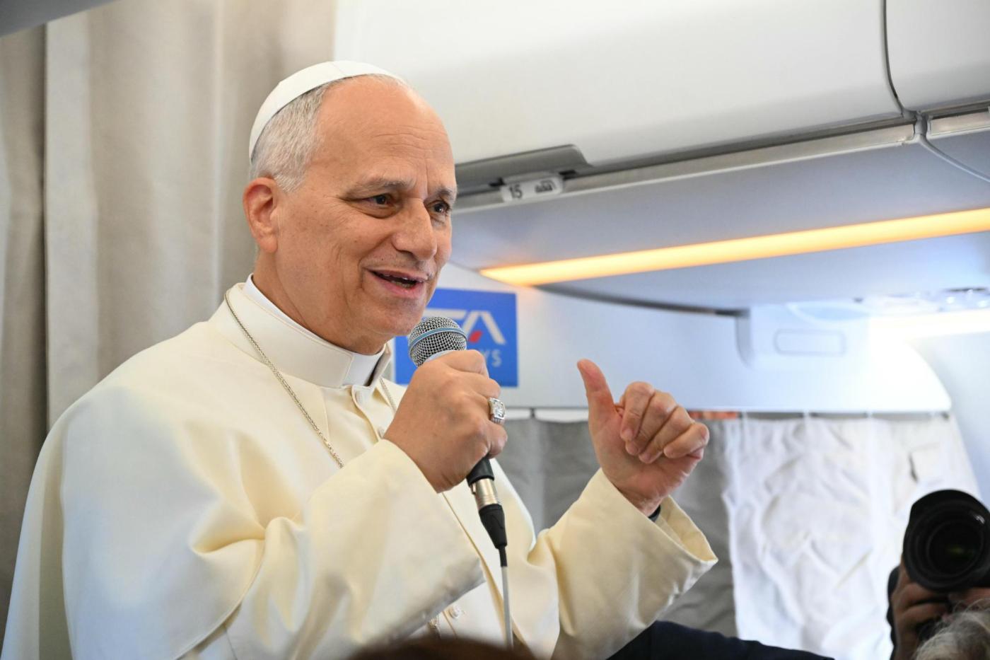 Pope Leo XIV doubles down on insistence for 2-state solution to resolve Israeli-Palestinian conflict