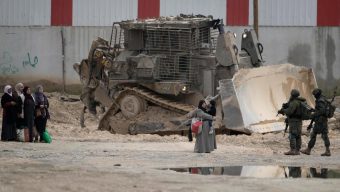 Israel may have committed war crimes in expelling West Bank refugees, human rights group alleges