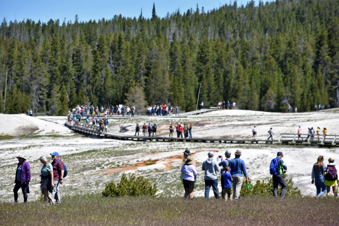 Higher fees for foreigners visiting US national parks stokes tourism concerns