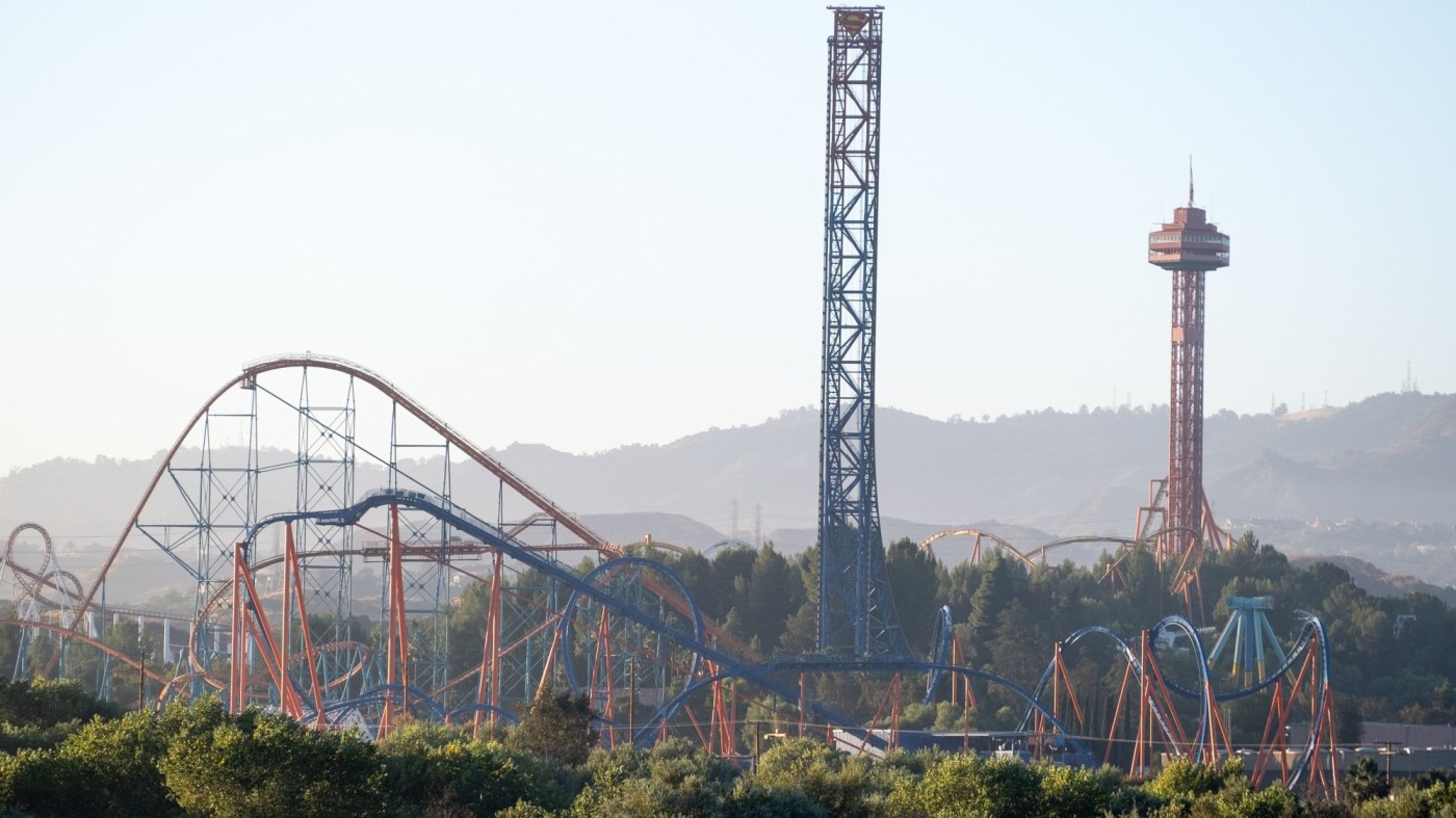 Niles: Six Flags, SeaWorld need to learn that great parks have more than coasters