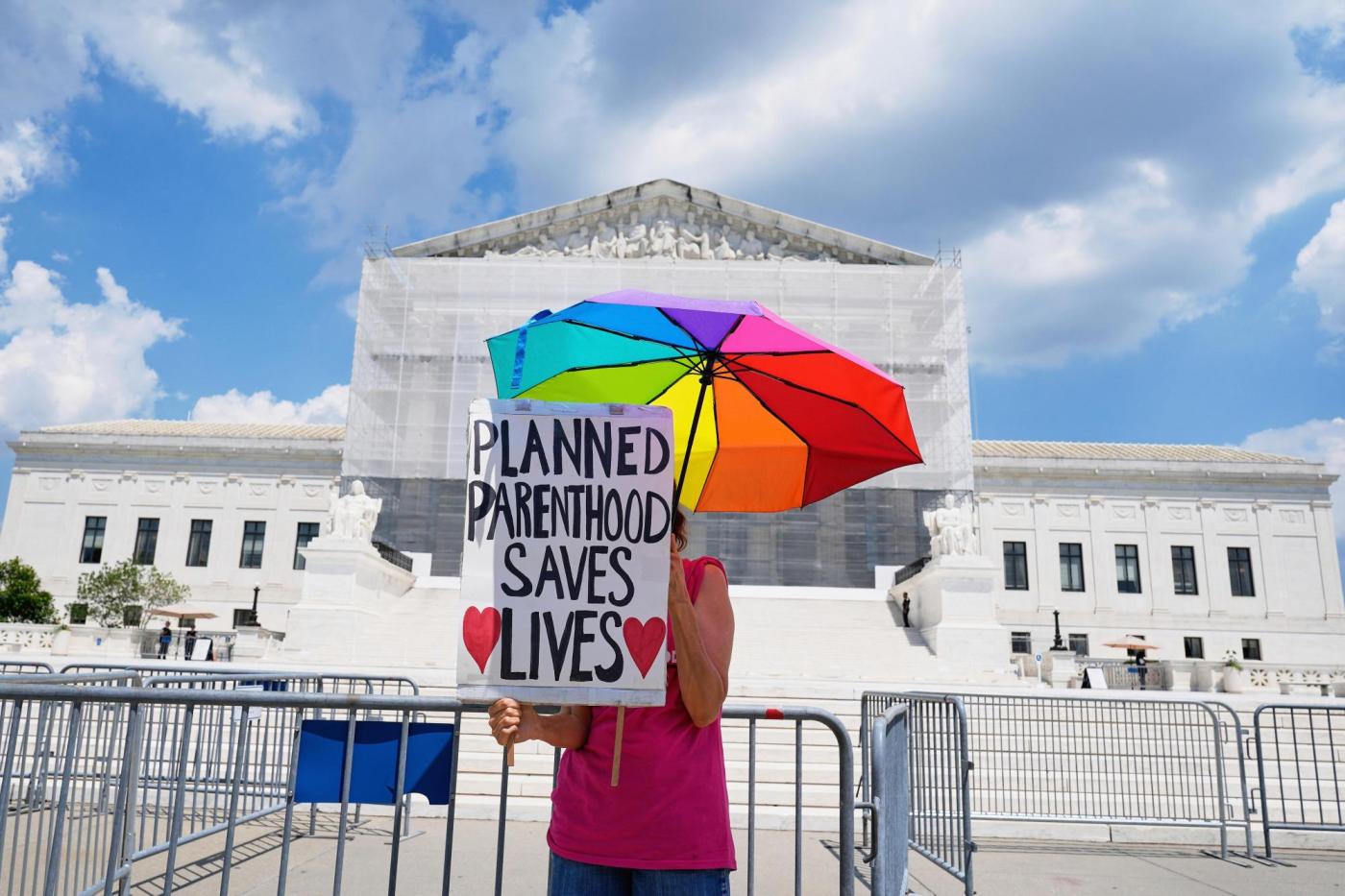 Judge to hear arguments on law cutting Planned Parenthood Medicaid funds