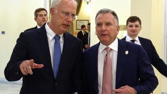 Report: US envoy coached Putin aide on how Russian leader should pitch Trump on Ukraine peace plan