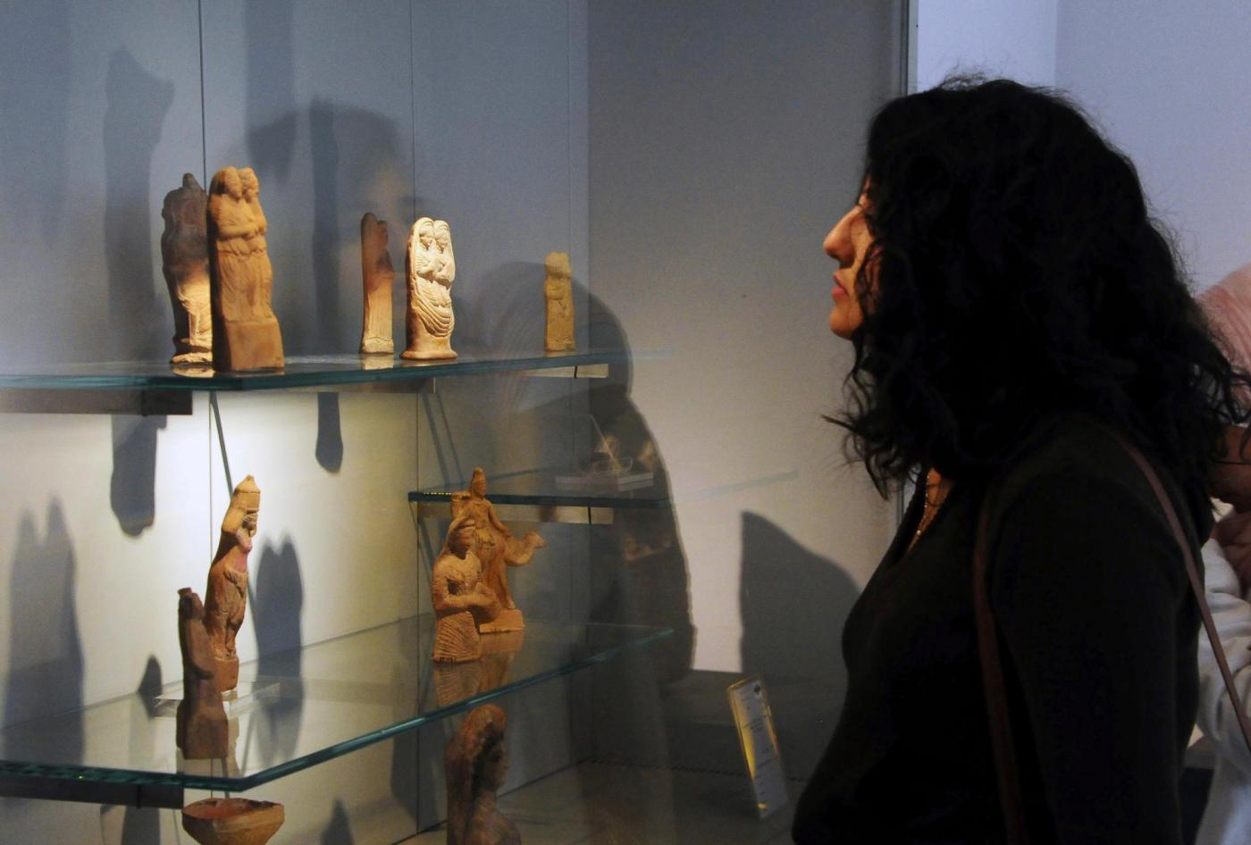 Thieves steal Roman statues from Syria’s national museum