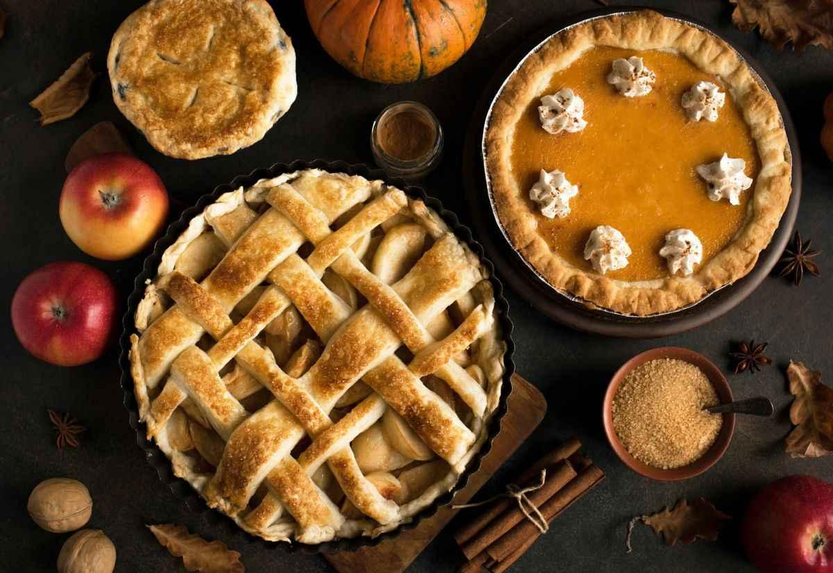 Apple and pumpkin face off for America’s favorite holiday pie