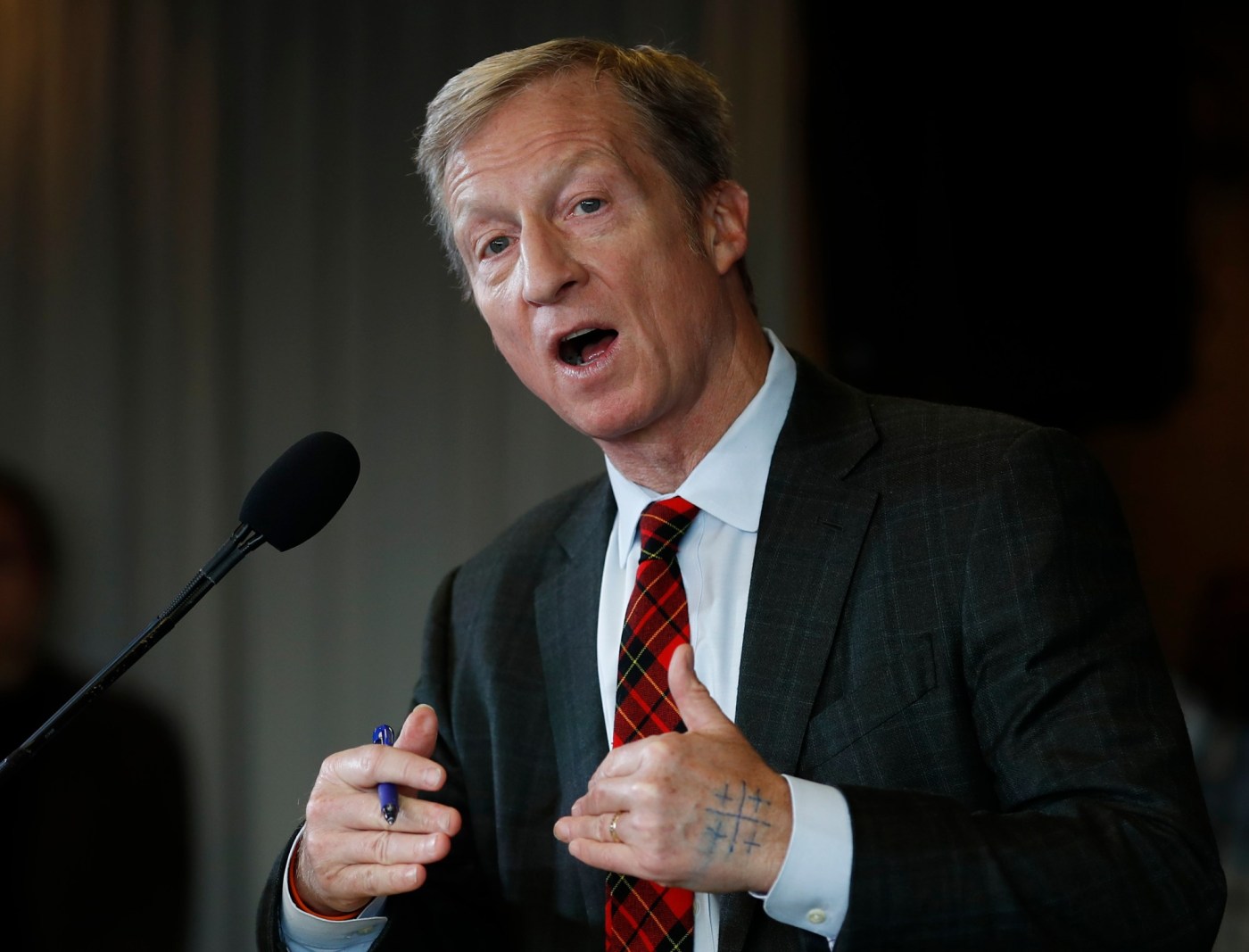 Billionaire environmentalist Tom Steyer announces run for California governor
