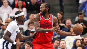 Clippers squander strong start, fall to Grizzlies in 6th straight home loss