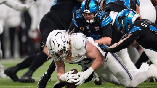 Lions will miss playoffs after turnover-laden loss to Vikings
