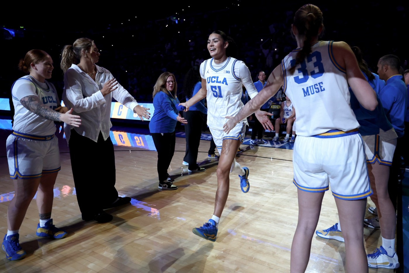 Alexander: UCLA women boat-race Oregon — and they’ll hear about it