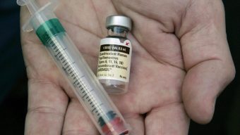 What are parents to do as doctors clash with Trump administration over vaccines?