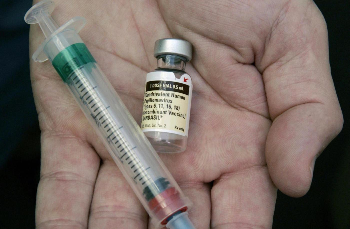 What are parents to do as doctors clash with Trump administration over vaccines?