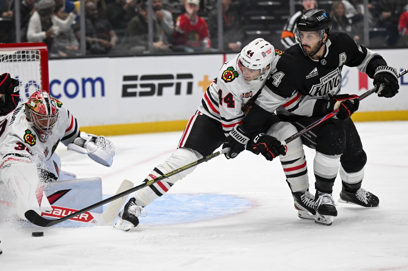 Kings’ offensive issues continue in loss to Blackhawks