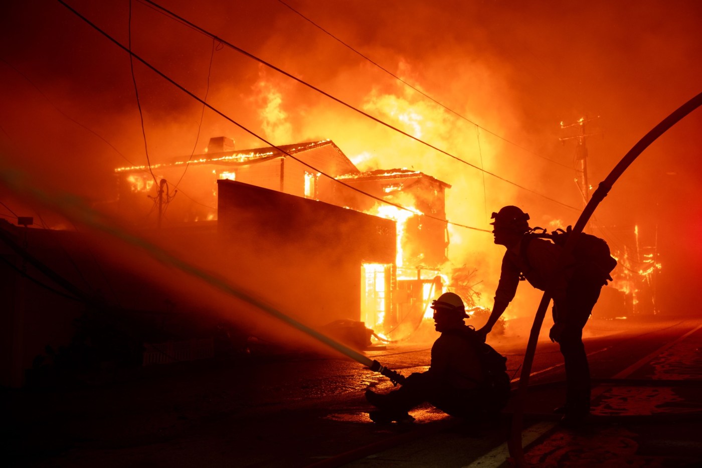 Edits to LAFD report raise new questions about Palisades fire response