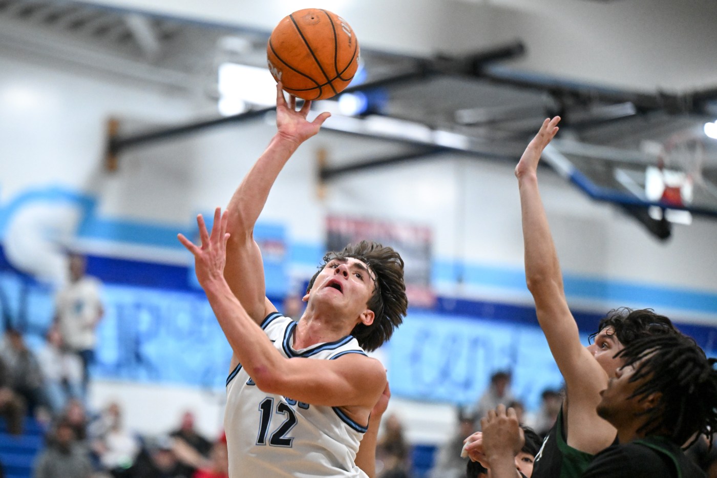 Saugus boys basketball storms back to beat Canyon
