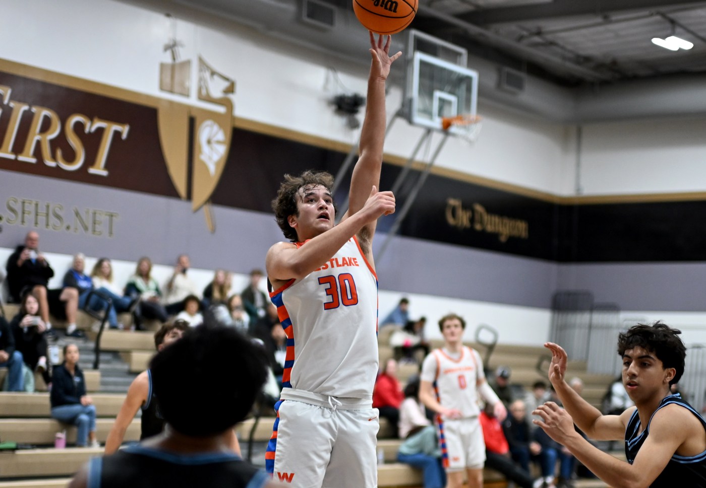Westlake boys basketball cruises to win over Saugus at St. Francis Holiday Hoopfest