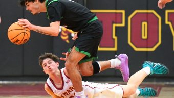 Thousand Oaks boys basketball shuts down Oxnard to stay unbeaten