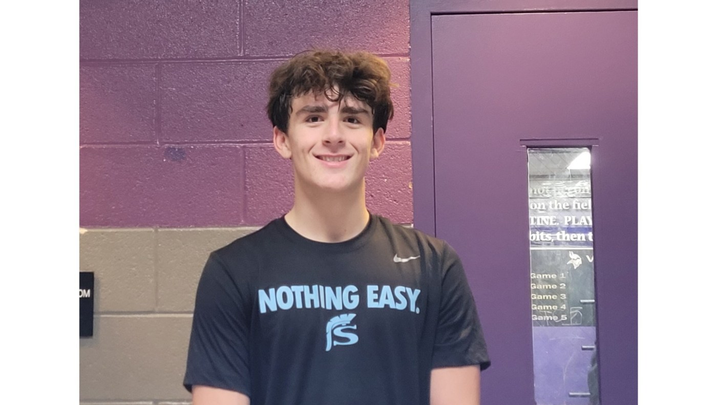 Saugus boys basketball edges Valencia for another win in Foothill League