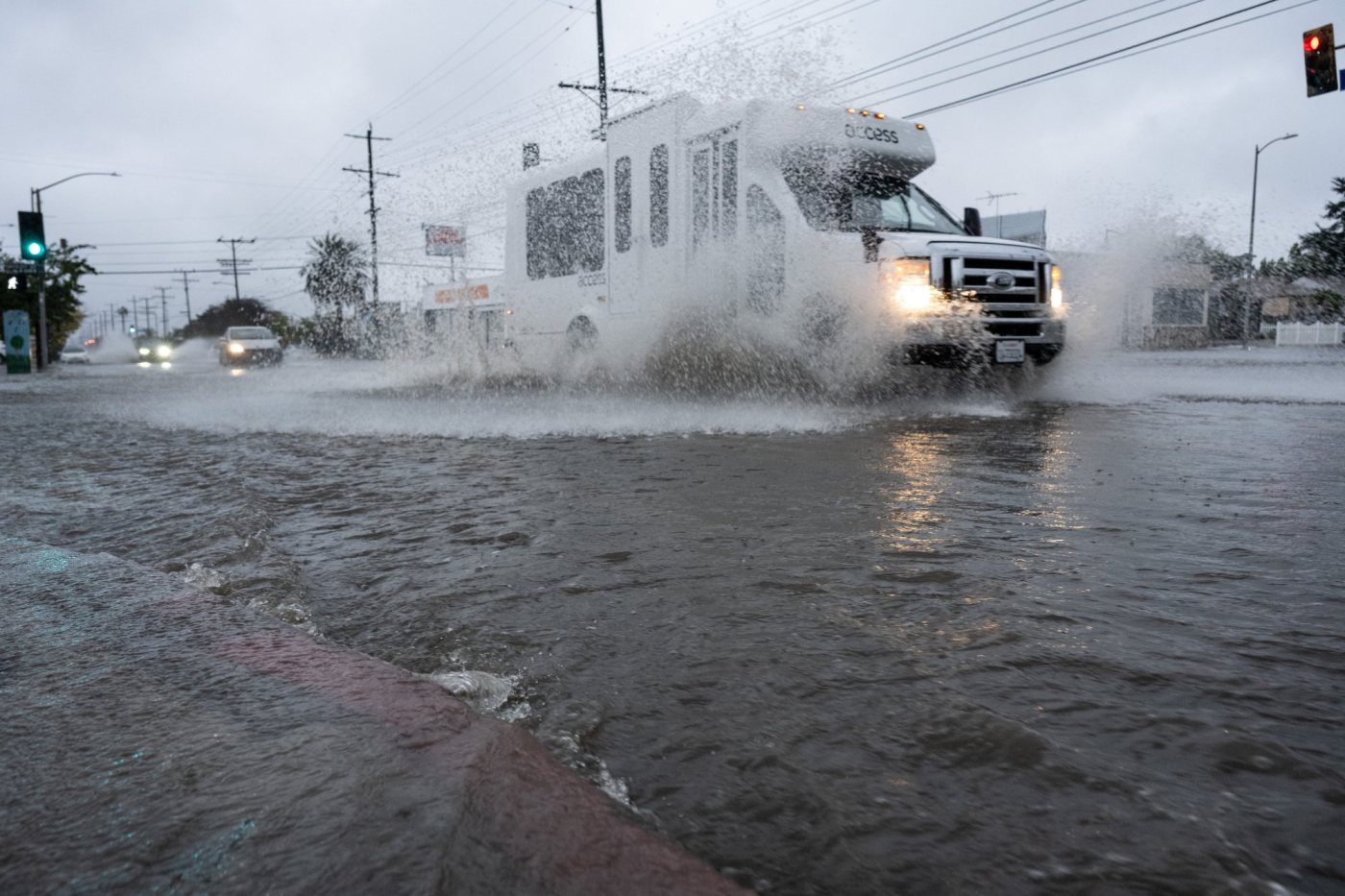 Tornado warning issued, and quickly cancelled, over Alhambra