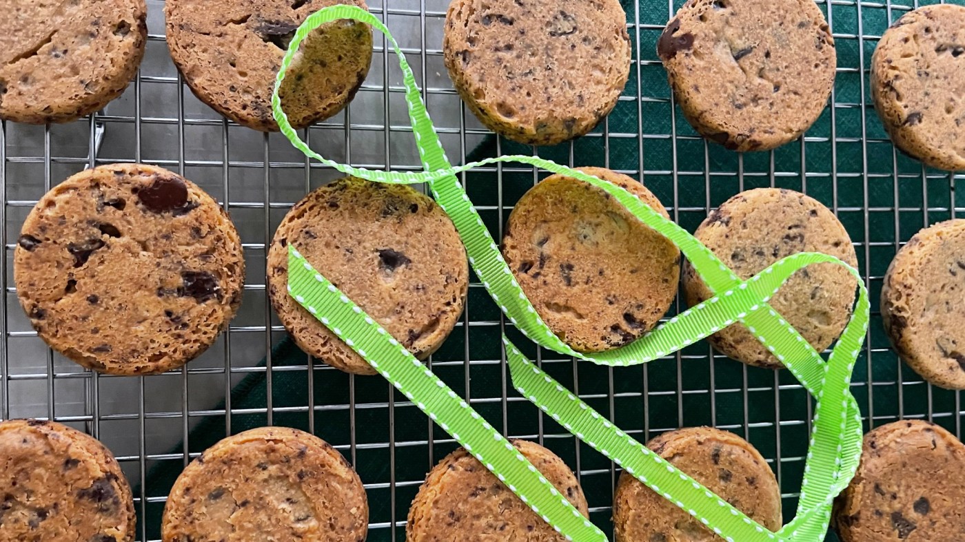 Recipes: These holiday cookies are as fun to make as they are tasty to eat