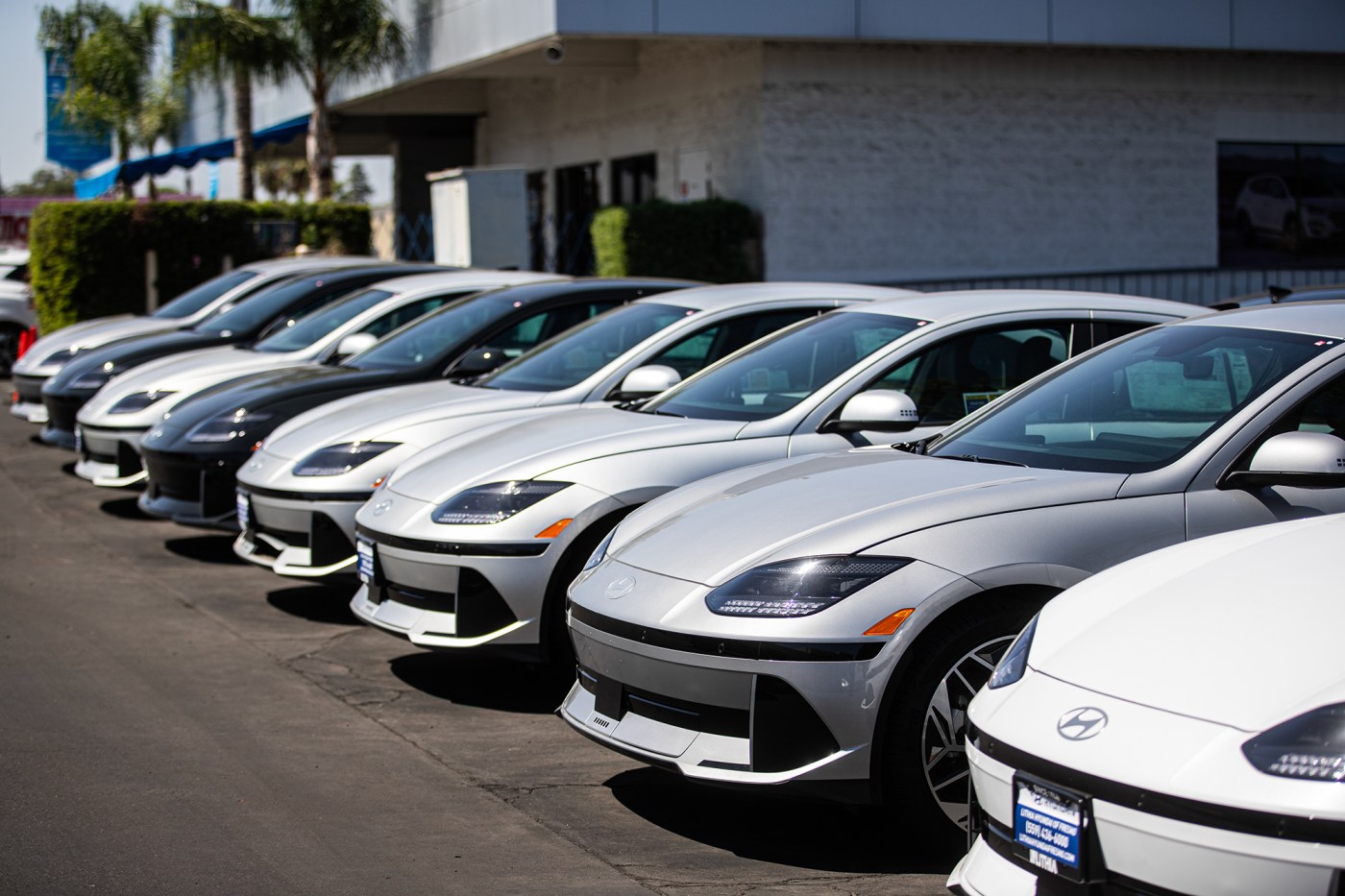 New California laws rewrite car-buying rules with return policy, pricing reforms