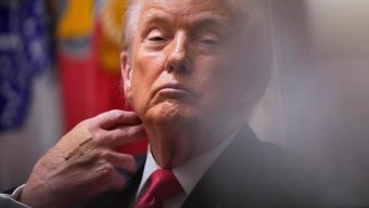 Doodling, drowsiness and a conspicuous misspelling highlight Trump’s last Cabinet meeting of 2025