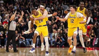 LeBron James’ double-digit scoring streak ends, but Lakers beat Raptors at buzzer