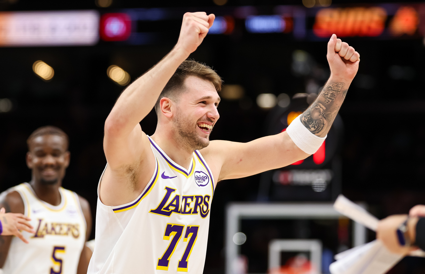 Luka Doncic plays Santa, gifts Lakers with e-bikes