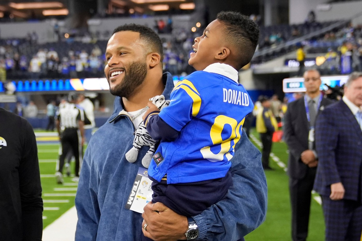 After 10 years in LA, former Rams becoming entrenched in community