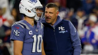 Chargers at Patriots: Who has the edge in the AFC wild-card game?
