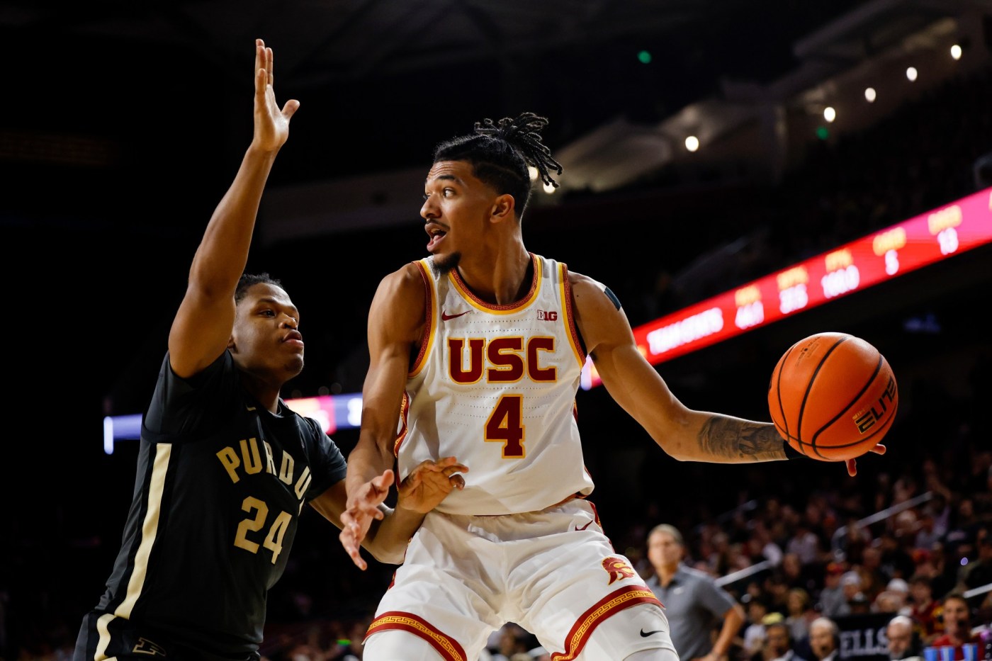USC men fight to final minute in loss to No. 5 Purdue