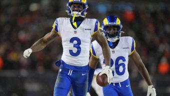 Rams’ secondary makes statement with 3 interceptions in win over Bears