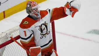 Lukas Dostal shines as surging Ducks edge Avalanche in shootout