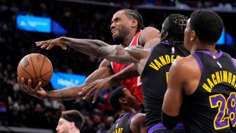 Clippers fend off Lakers’ 2nd-half rally in Kawhi Leonard’s return