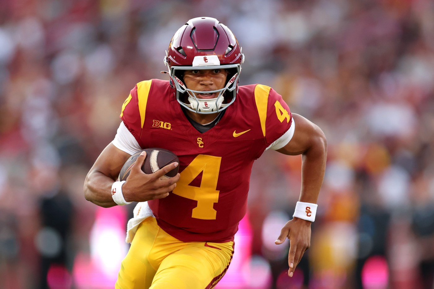 USC backup quarterback Husan Longstreet enters transfer portal