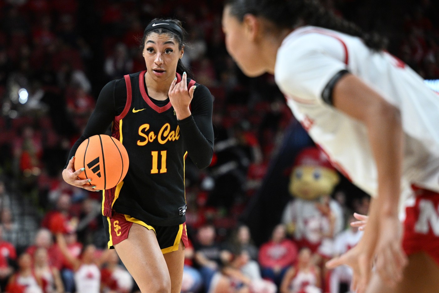 USC women feeling united ahead of road trip test against No. 13 Michigan State