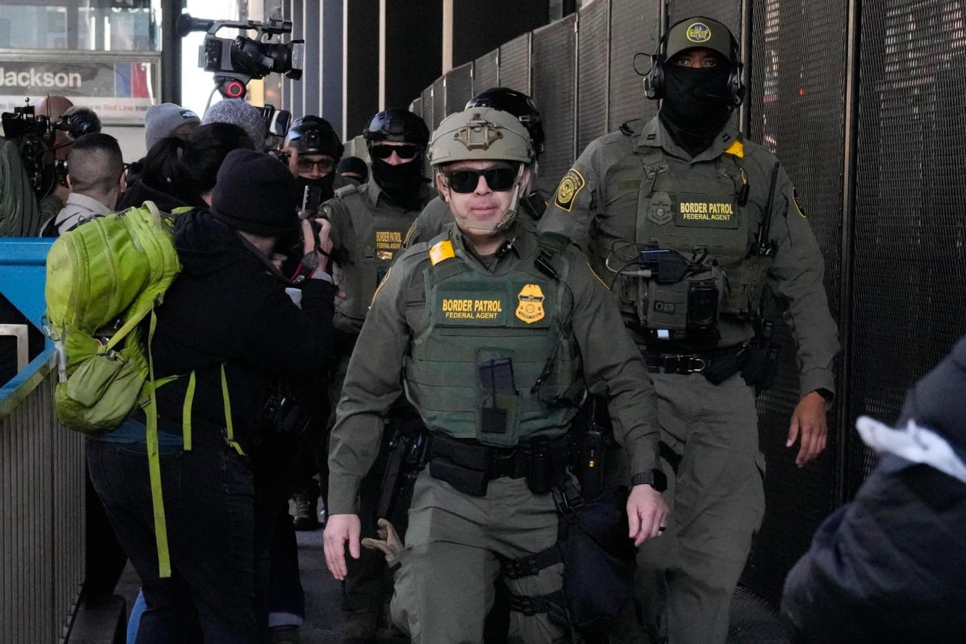 Jurors selected in trial for alleged murder-for-hire plot of Border Patrol leader in Chicago