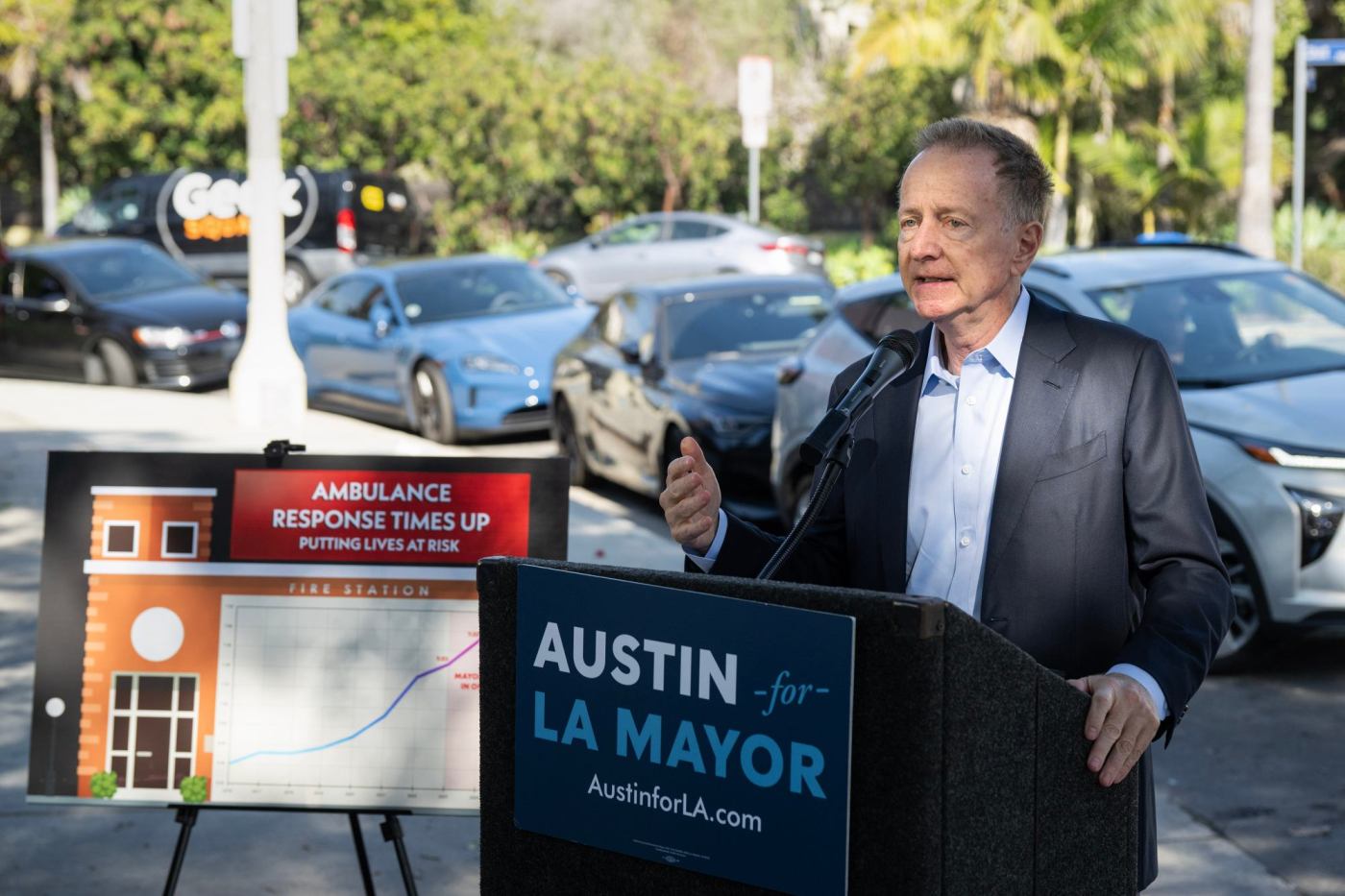 Mayoral candidate Austin Beutner presses Mayor Bass on Palisades fire response